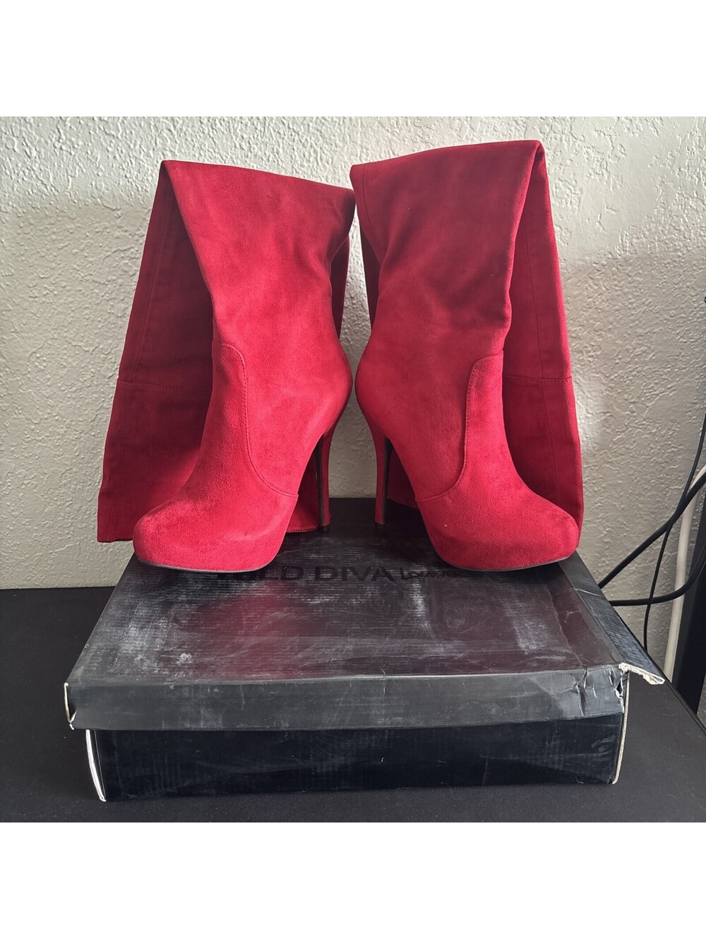 Wild Diva Lounge Red Faux Suede Thigh High Boots High Heels Stiletto Size 6.5
